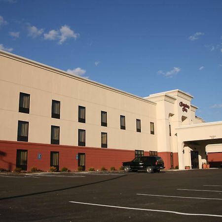 Hampton Inn Уильямсберг Экстерьер фото
