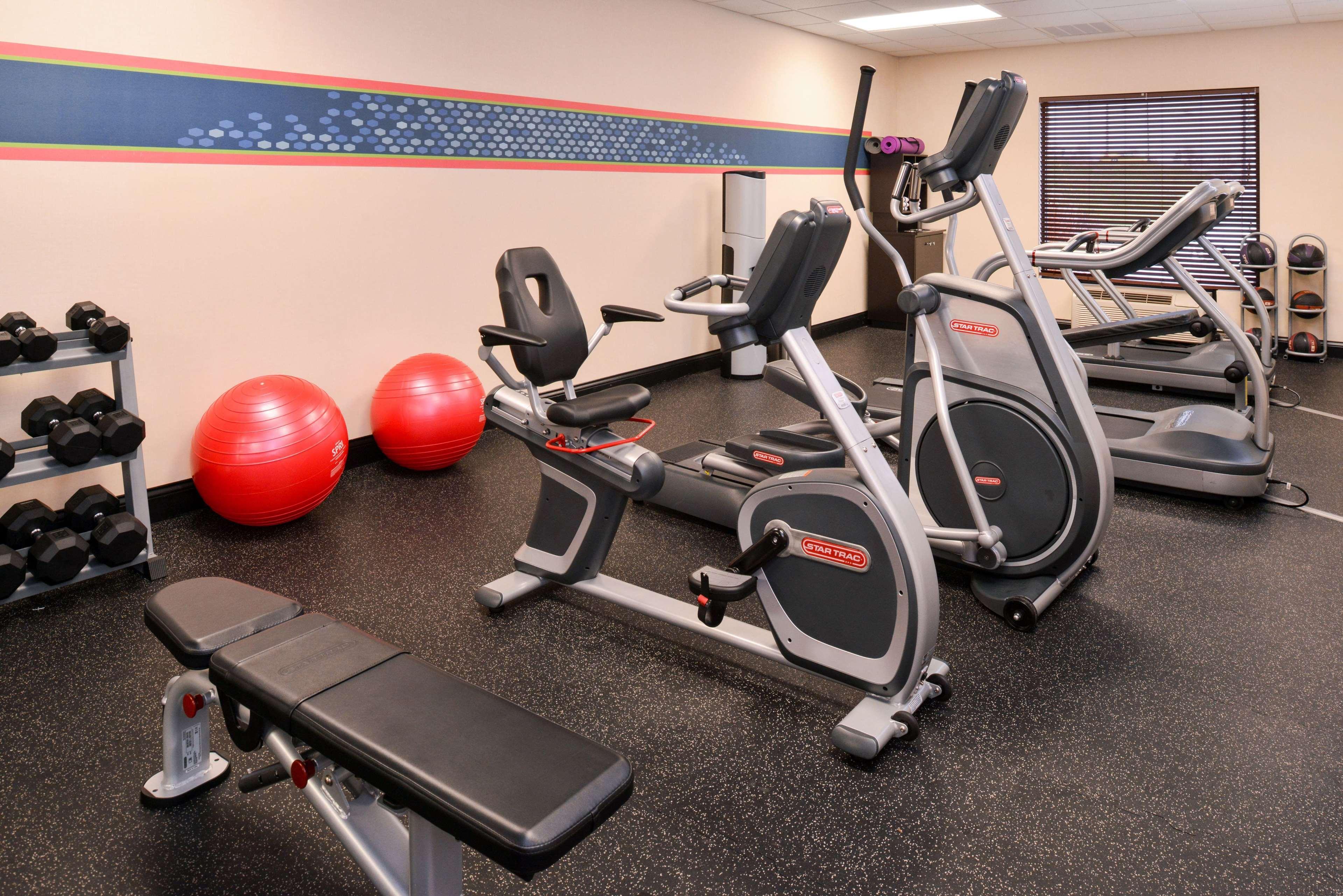 Hampton Inn Уильямсберг Экстерьер фото
